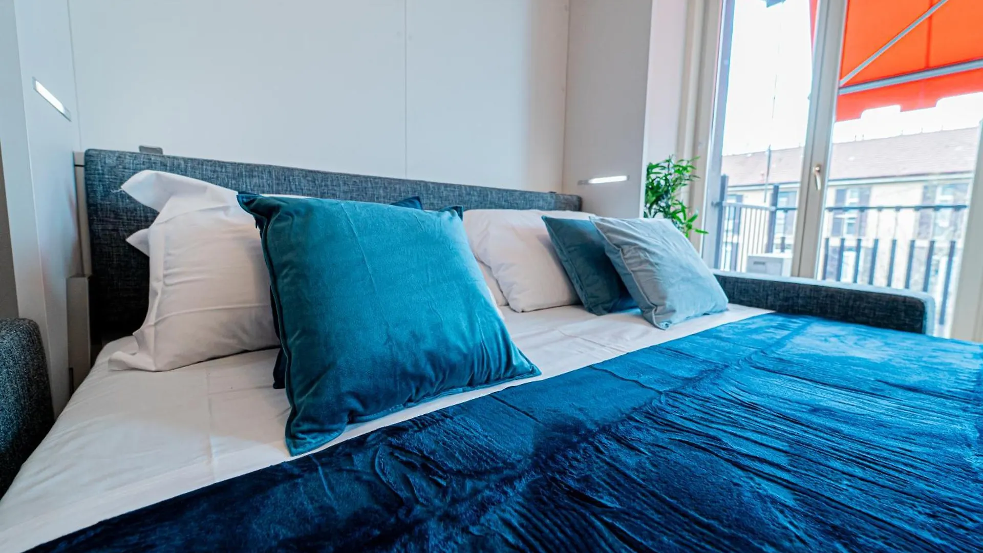 Lovelyhousebraida Milano 0*,  Italien